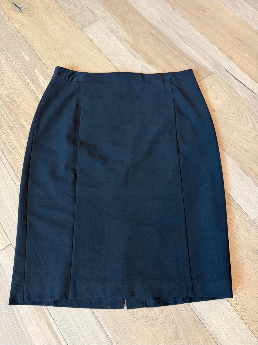 Ann Taylor Black Pencil Skirt - Sleek Office Staple